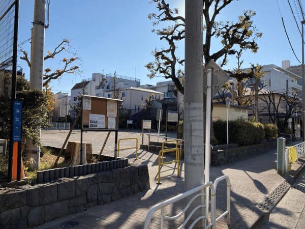 川南海辺公園まで約454m