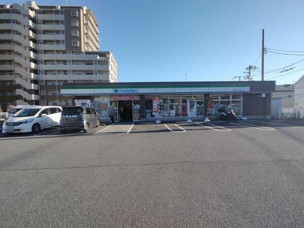 ファミリーマート和光白子三丁目店まで約1278m