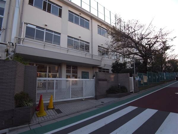 大田区立田園調布小学校