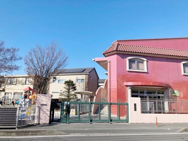 愛隣幼稚園まで約1443m