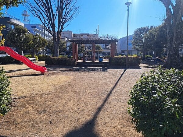 芝塚原公園まで約1408m