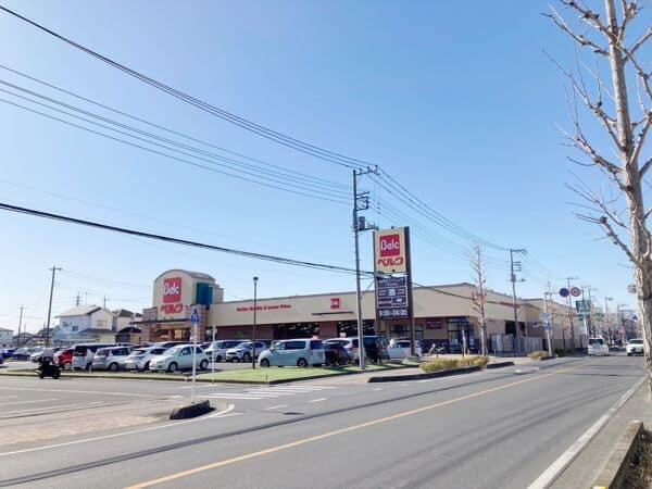 ベルク 東越谷店まで約437m