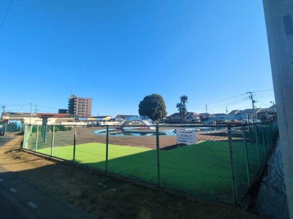 三橋プールまで約1507m