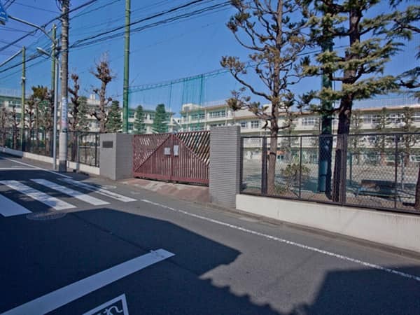 大田区立東調布中学校