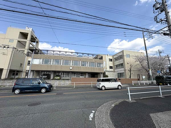 名古屋市立神の倉中学校