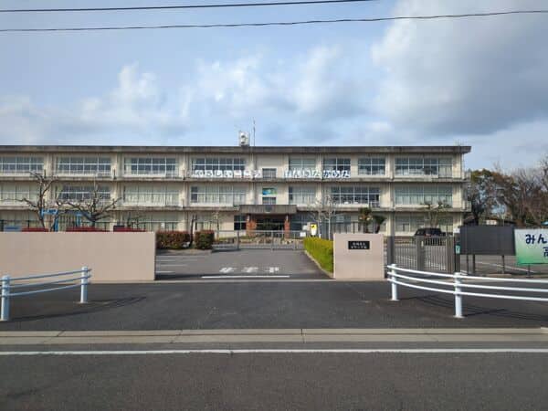 安城市立里町小学校