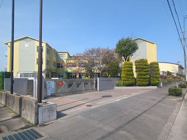 岡崎市立六ツ美西部小学校