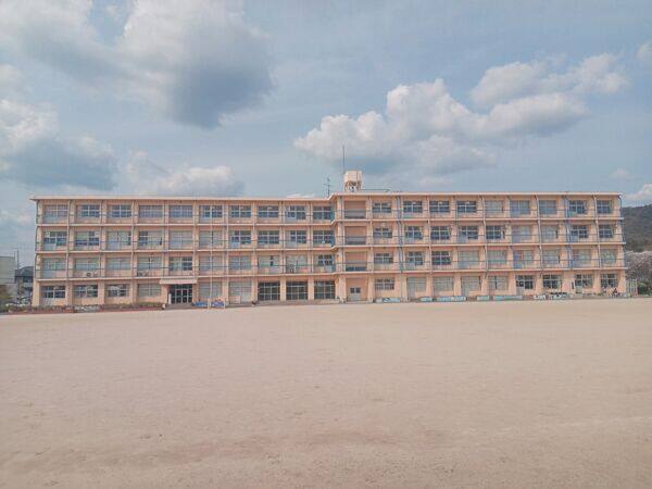 春日井市立押沢台小学校