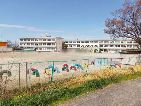 春日井市立牛山小学校