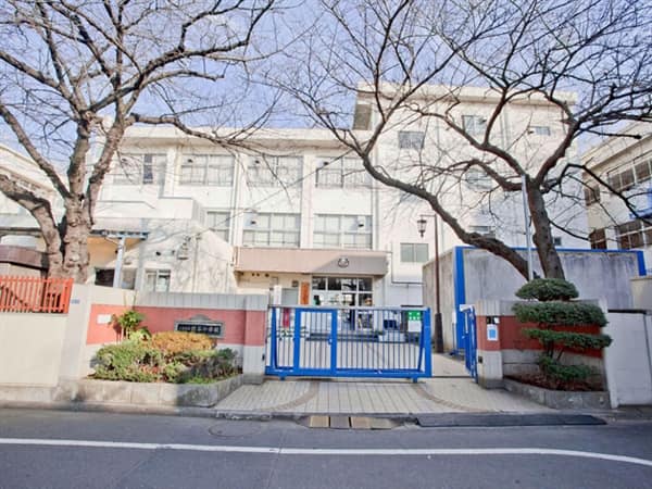 大田区立糀谷中学校