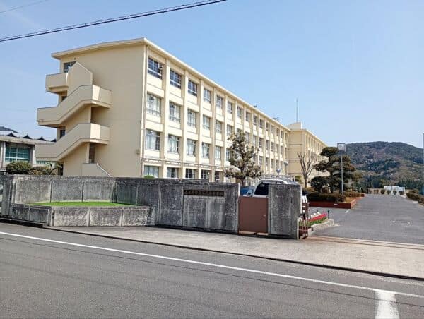 春日井市立石尾台中学校