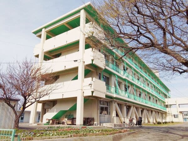 春日井市立大手小学校