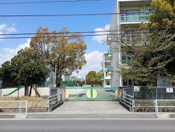 春日井市立上条小学校