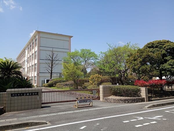 刈谷市立衣浦小学校