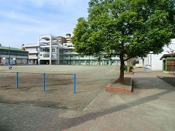 横浜市立生麦小学校