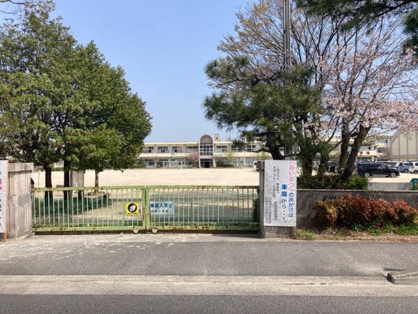 岡崎市立羽根小学校