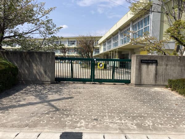 岡崎市立城南小学校