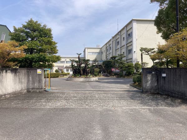 岡崎市立連尺小学校