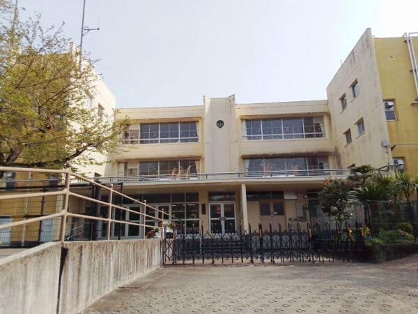 春日井市立西尾小学校