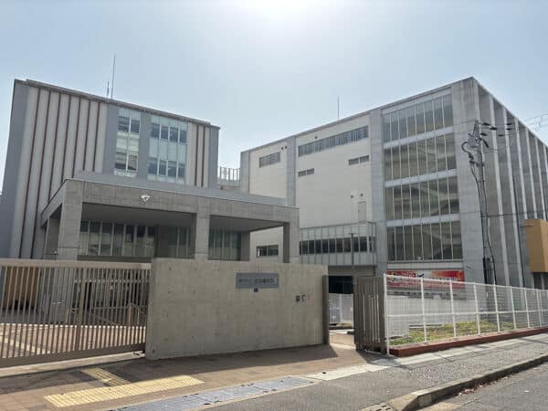 神戸市立湊翔楠中学校