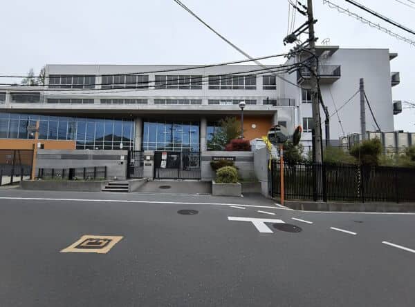 箕面市立第一中学校