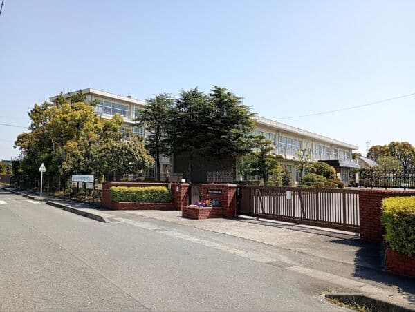 安城市立安城西部小学校