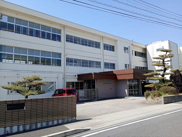 安城市立丈山小学校