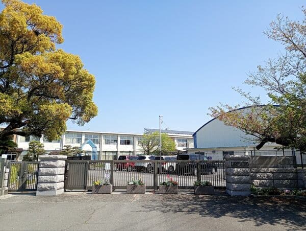 安城市立明和小学校