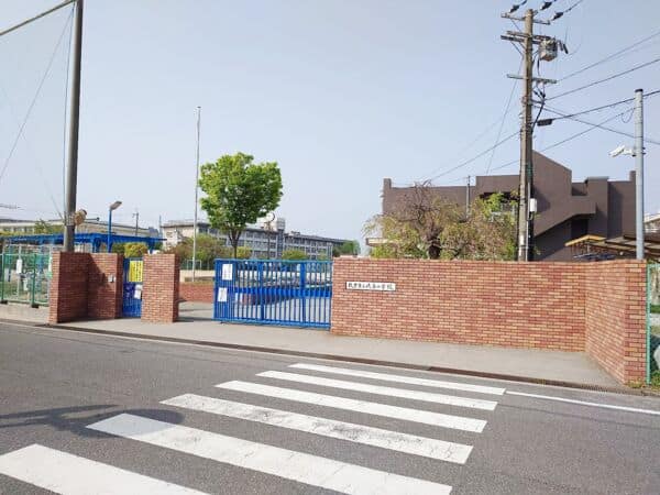 枚方市立磯島小学校