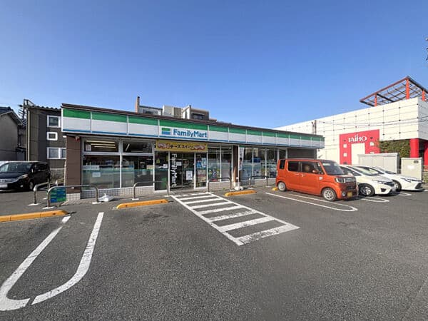 ファミリーマート 守山森宮町店まで約1420m