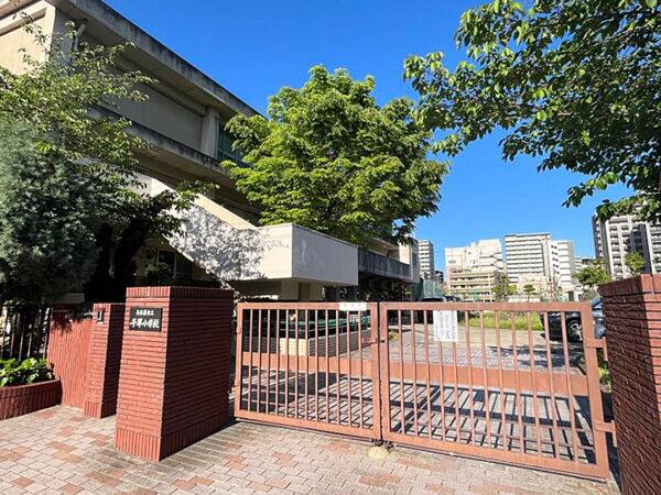 名古屋市立千早小学校