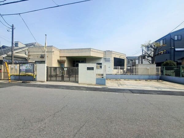 川口市立あさひ保育所まで約758m