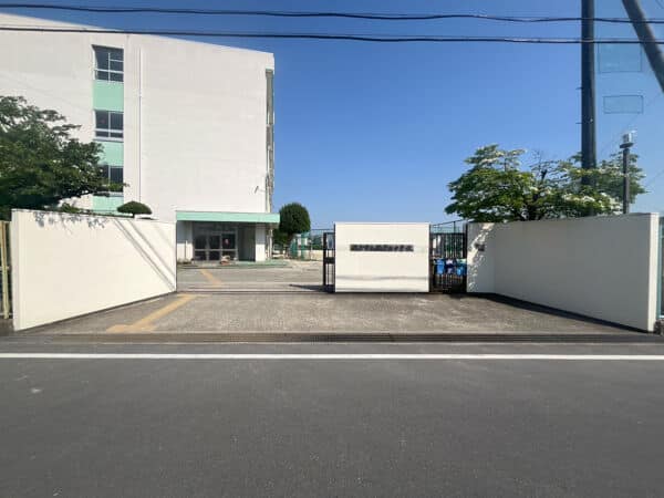 枚方市立楠葉西中学校