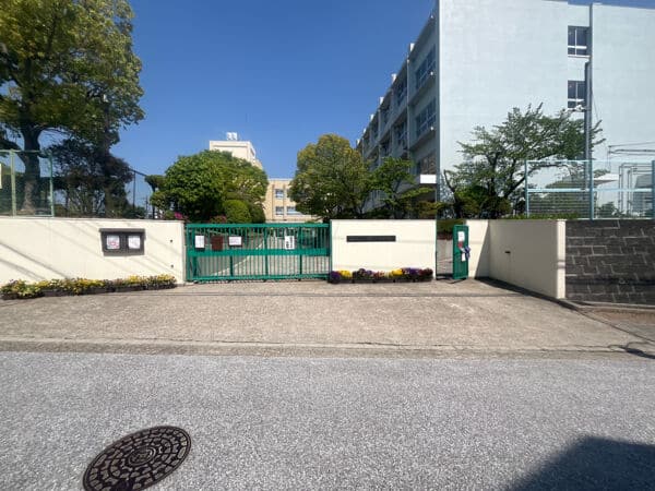 枚方市立楠葉中学校