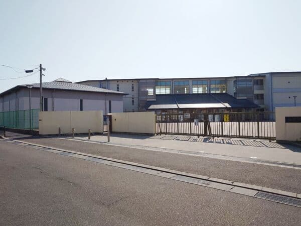 枚方市立第三中学校