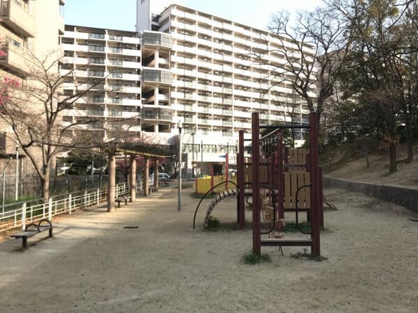 金塚ふれあい西公園まで約693m