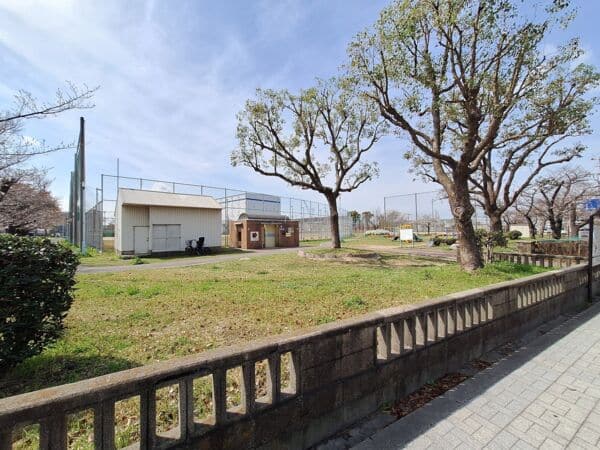 鶴町南公園まで約1295m