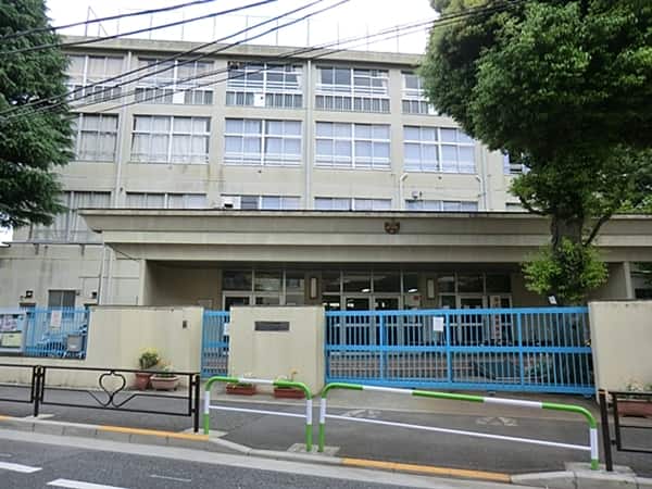 文京区立関口台町小学校