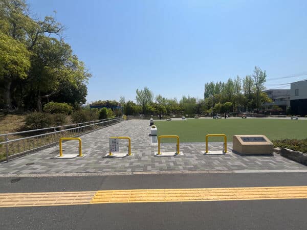 楠葉中央公園まで約1349m