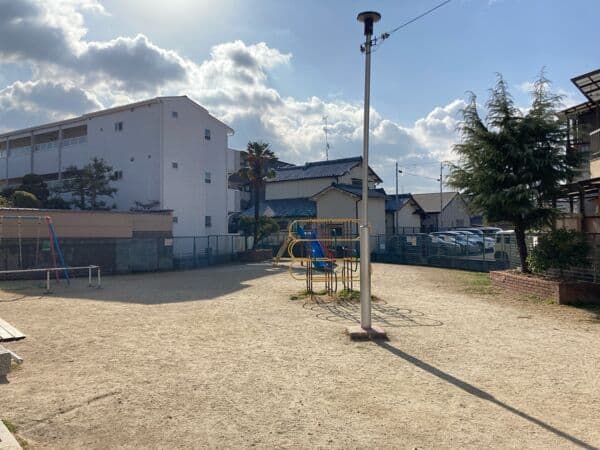 城垣町公園まで約1471m