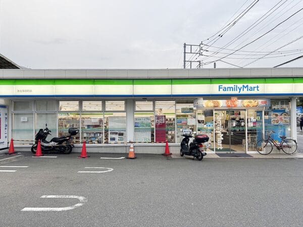 ファミリーマート港北篠原町店まで約777m