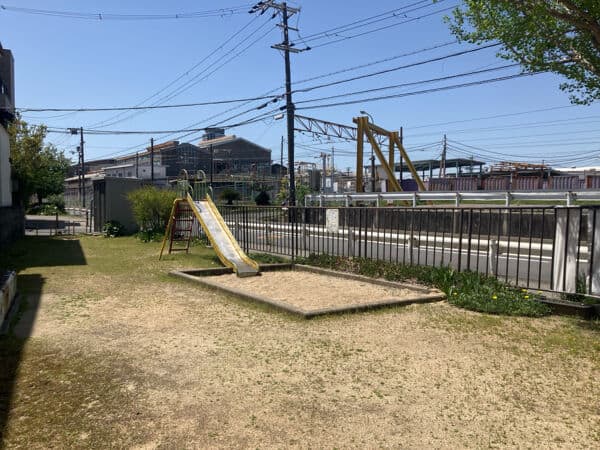 幸町第2遊園まで約689m