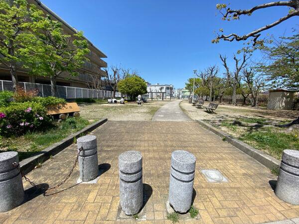 岸部中第１公園まで約1032m