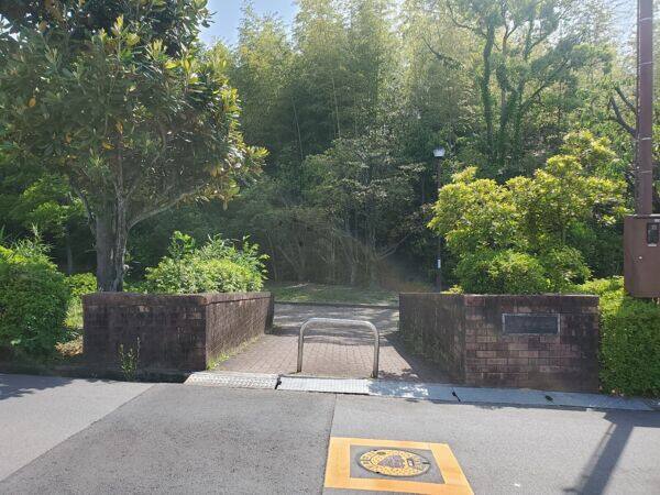 千里中央公園まで約484m