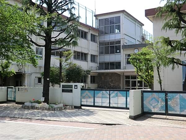 目黒区立大岡山小学校