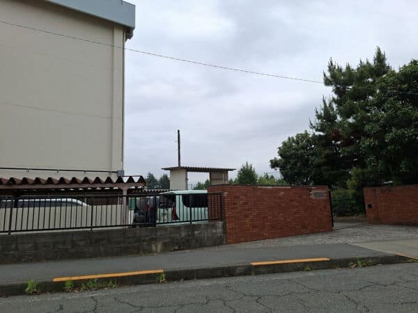 日野市立大坂上中学校