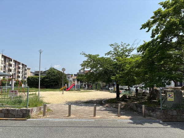 豊中市下原公園まで約227m