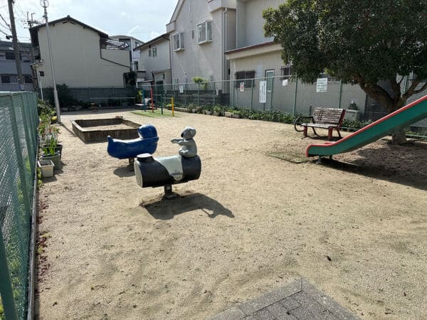 上野東1丁目公園まで約290m
