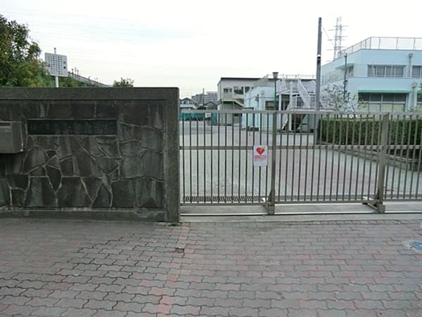 横浜市立矢向中学校
