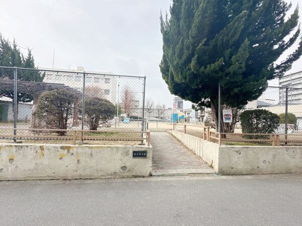 森小路公園まで約711m